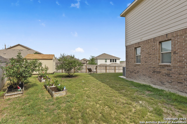 Listing photo id 29 for 15239 Sirius Circle