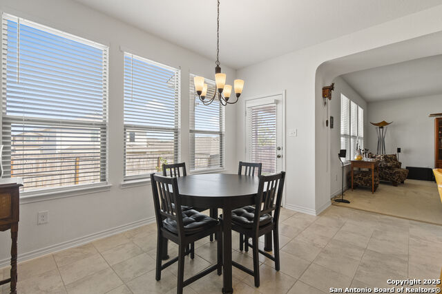 Listing photo id 3 for 15239 Sirius Circle