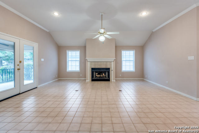 Listing photo id 2 for 820 California