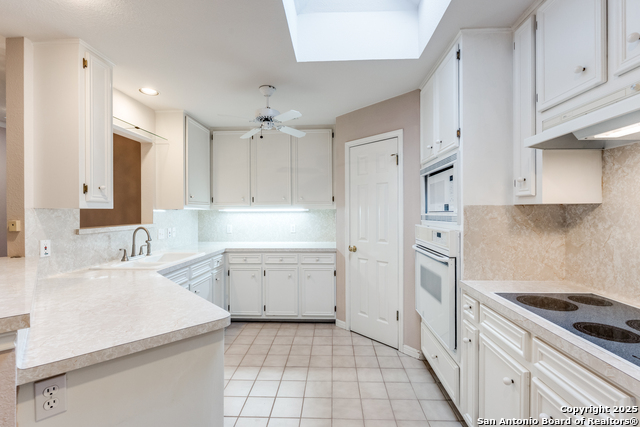 Listing photo id 4 for 820 California