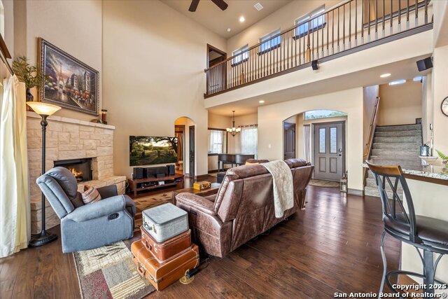 Image 11 of 70 For 406 Breathless View St