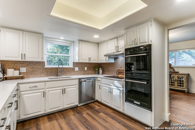 Listing photo id 18 for 2115 Green Creek