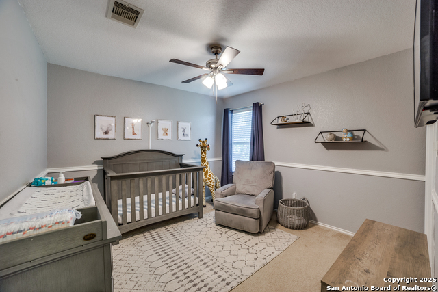 Listing photo id 17 for 10323 Medio Creek