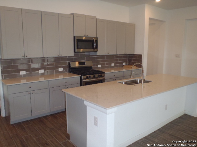 Listing photo id 15 for 5919 Corsicana