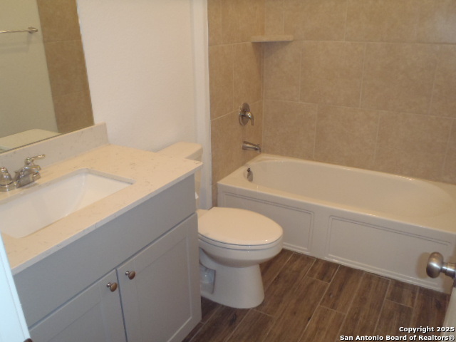 Listing photo id 34 for 5919 Corsicana