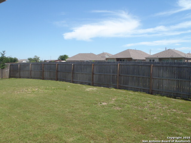 Listing photo id 2 for 5919 Corsicana