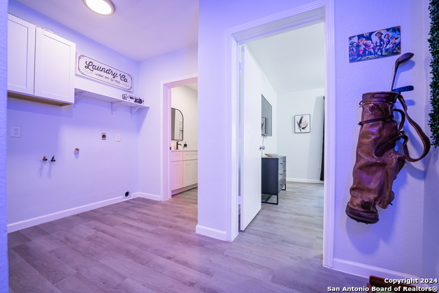 Listing photo id 12 for 555 Hansford