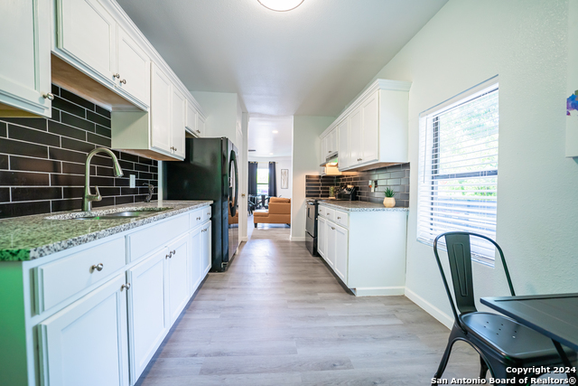 Listing photo id 22 for 555 Hansford