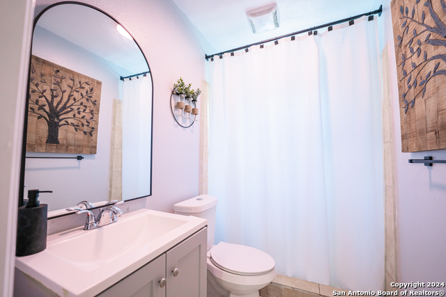 Listing photo id 23 for 555 Hansford