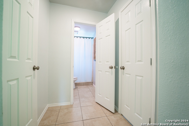 Listing photo id 42 for 555 Hansford