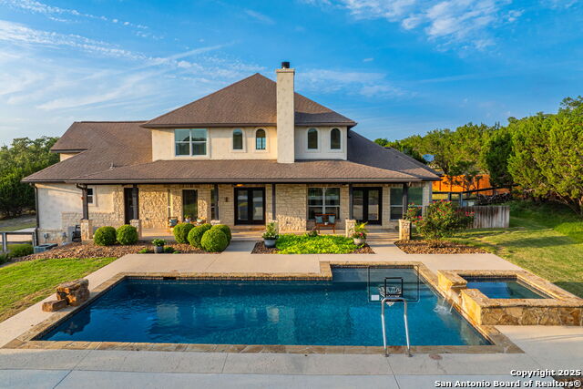 Details for 154 Lake View Dr, Boerne, TX 78006