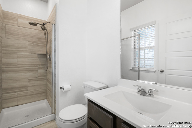 Image 17 of 28 For 3238 Blenheim