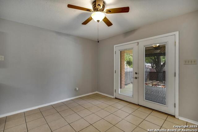 Listing photo id 31 for 1632 Dogwood Lane
