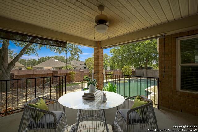 Listing photo id 32 for 1632 Dogwood Lane