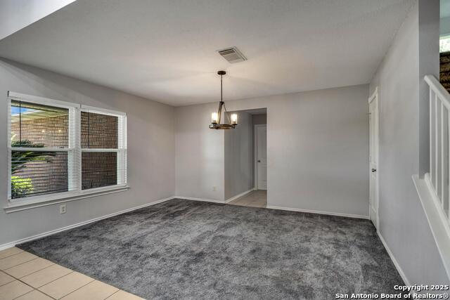 Listing photo id 3 for 1632 Dogwood Lane