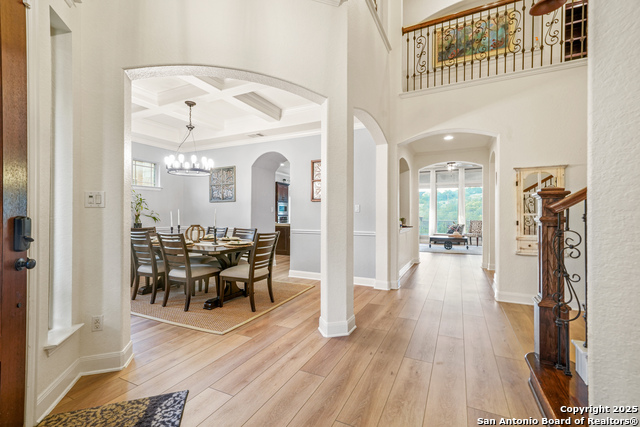 Listing photo id 8 for 17055 Sonoma