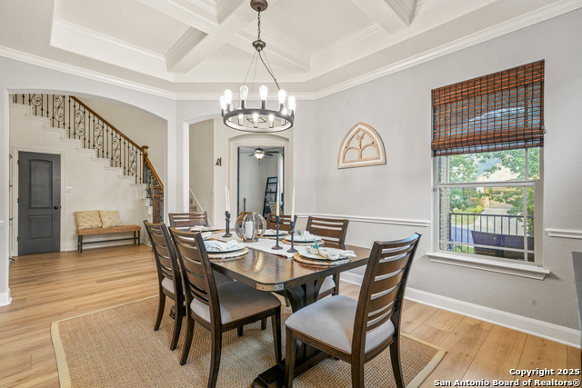 Listing photo id 10 for 17055 Sonoma