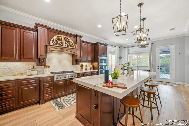 Listing photo id 12 for 17055 Sonoma