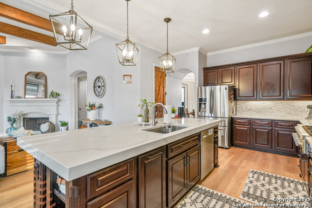 Listing photo id 13 for 17055 Sonoma