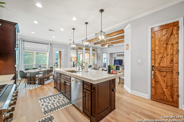 Listing photo id 14 for 17055 Sonoma