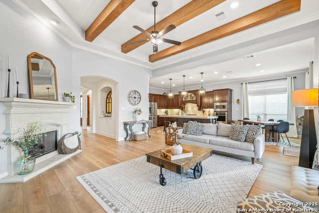 Listing photo id 17 for 17055 Sonoma