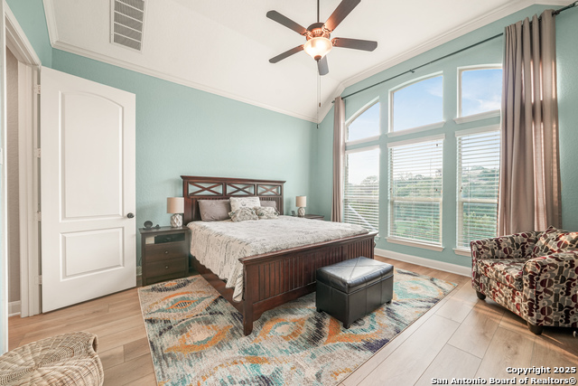 Listing photo id 18 for 17055 Sonoma