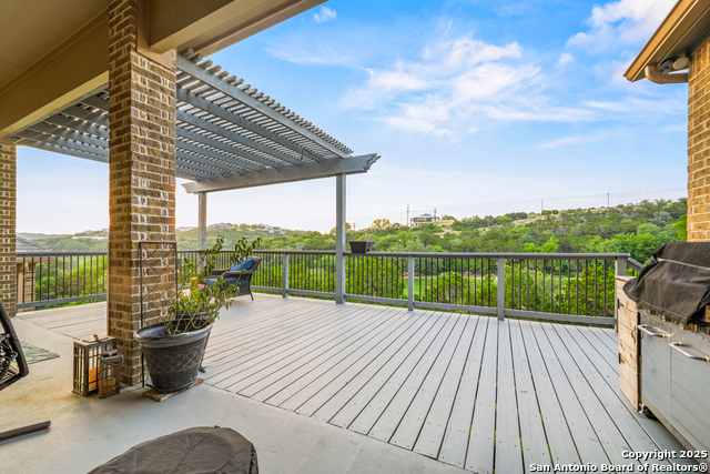 Listing photo id 37 for 17055 Sonoma