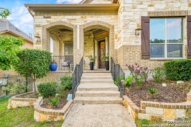 Listing photo id 5 for 17055 Sonoma