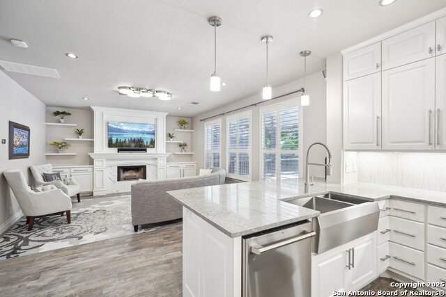 Listing photo id 8 for 2834 Olive Ave