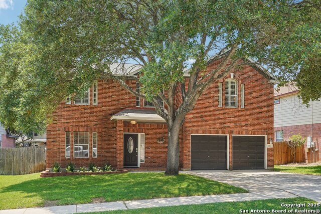 Listing photo id 0 for 2834 Olive Ave