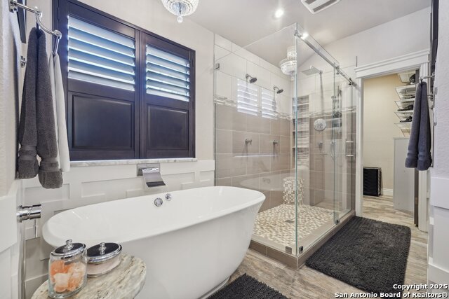 Listing photo id 27 for 2834 Olive Ave