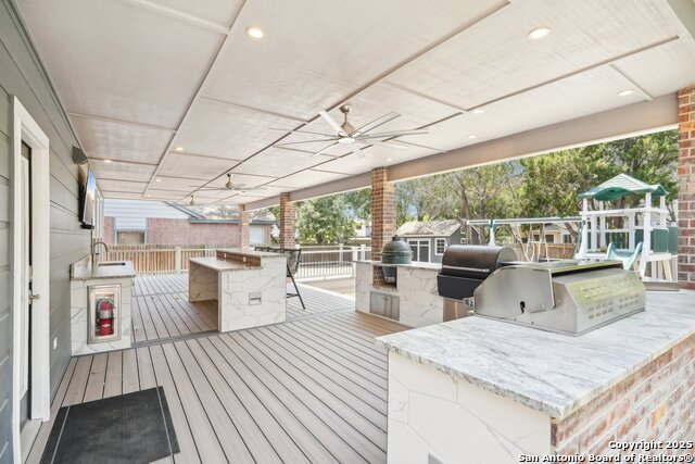 Listing photo id 37 for 2834 Olive Ave