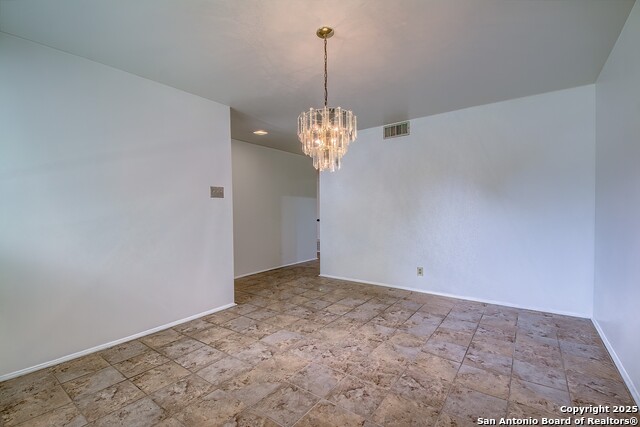 Image 7 of 27 For 3206 Bluefield