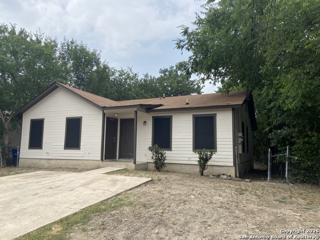 Details for 3439 Gateway Dr, San Antonio, TX 78210
