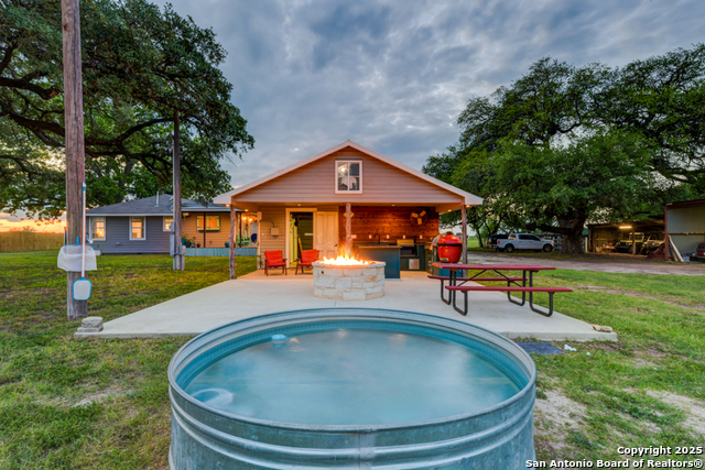 Listing photo id 26 for 15592 Miller
