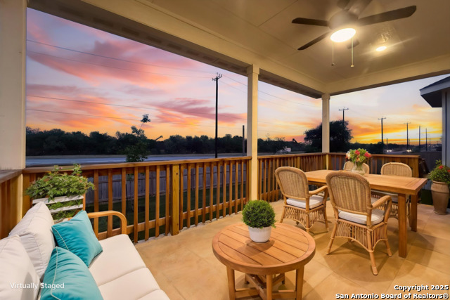 Listing photo id 20 for 9918 Chestnut Walk