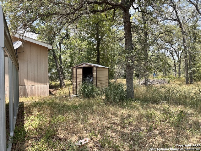 Listing photo id 1 for 180 Sandy Oaks