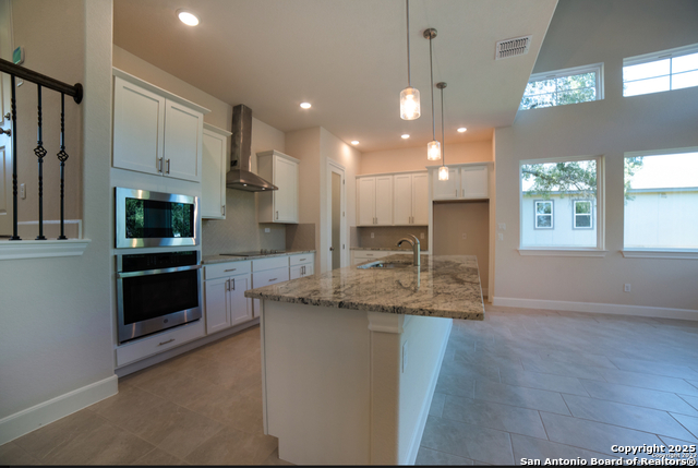 Image 7 of 32 For 8119 Ventura Blvd.