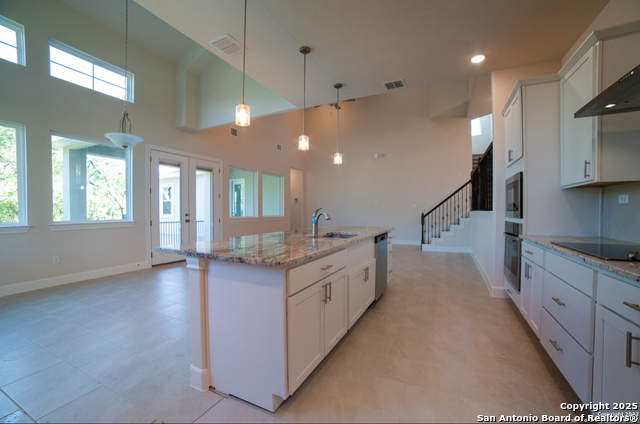 Image 9 of 32 For 8119 Ventura Blvd.