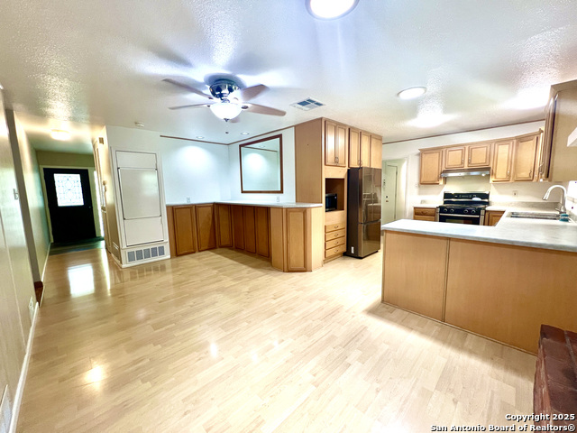 Image 11 of 30 For 5402 Timber Trail