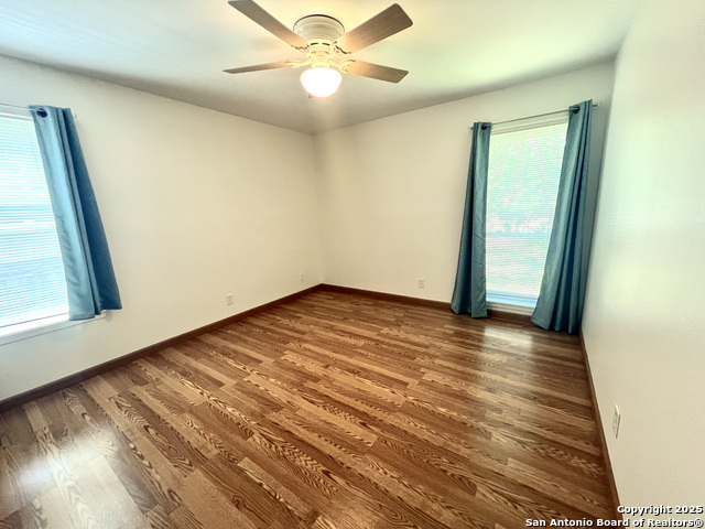 Image 18 of 30 For 5402 Timber Trail