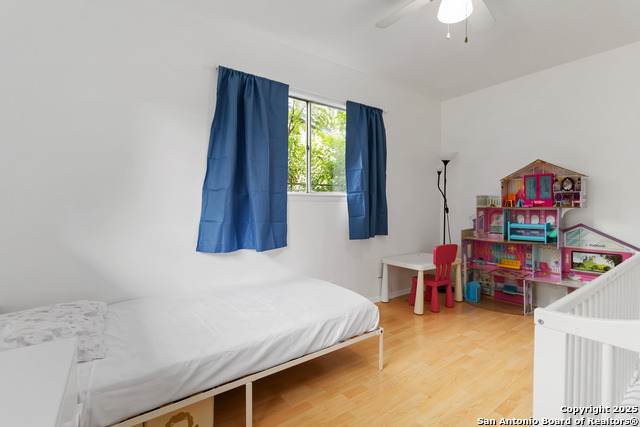 Image 14 of 18 For 4511 Avenida Prima
