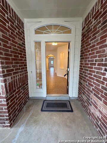 Listing photo id 0 for 520 Ginsberg