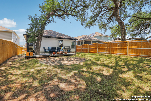 Listing photo id 28 for 158 Canopy Oak