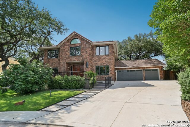 Listing photo id 3 for 3902 Creek Pt