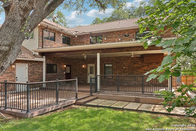 Listing photo id 66 for 3902 Creek Pt