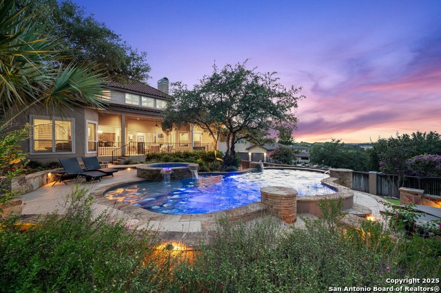 Listing photo id 2 for 102 Champions View