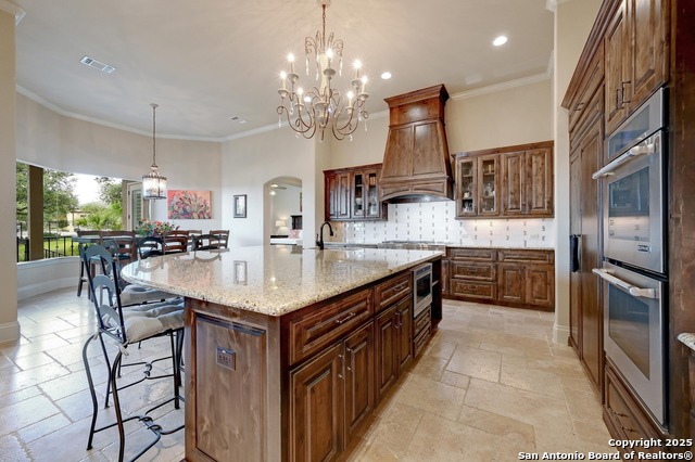 Listing photo id 7 for 102 Champions View