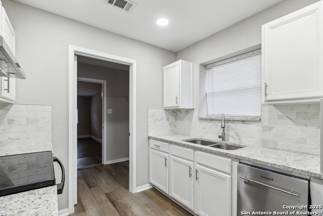 Listing photo id 9 for 4742 Highland Farm