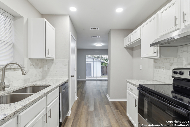 Listing photo id 10 for 4742 Highland Farm